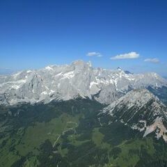 Flugwegposition um 14:42:05: Aufgenommen in der Nähe von Gemeinde Filzmoos, 5532, Österreich in 2329 Meter